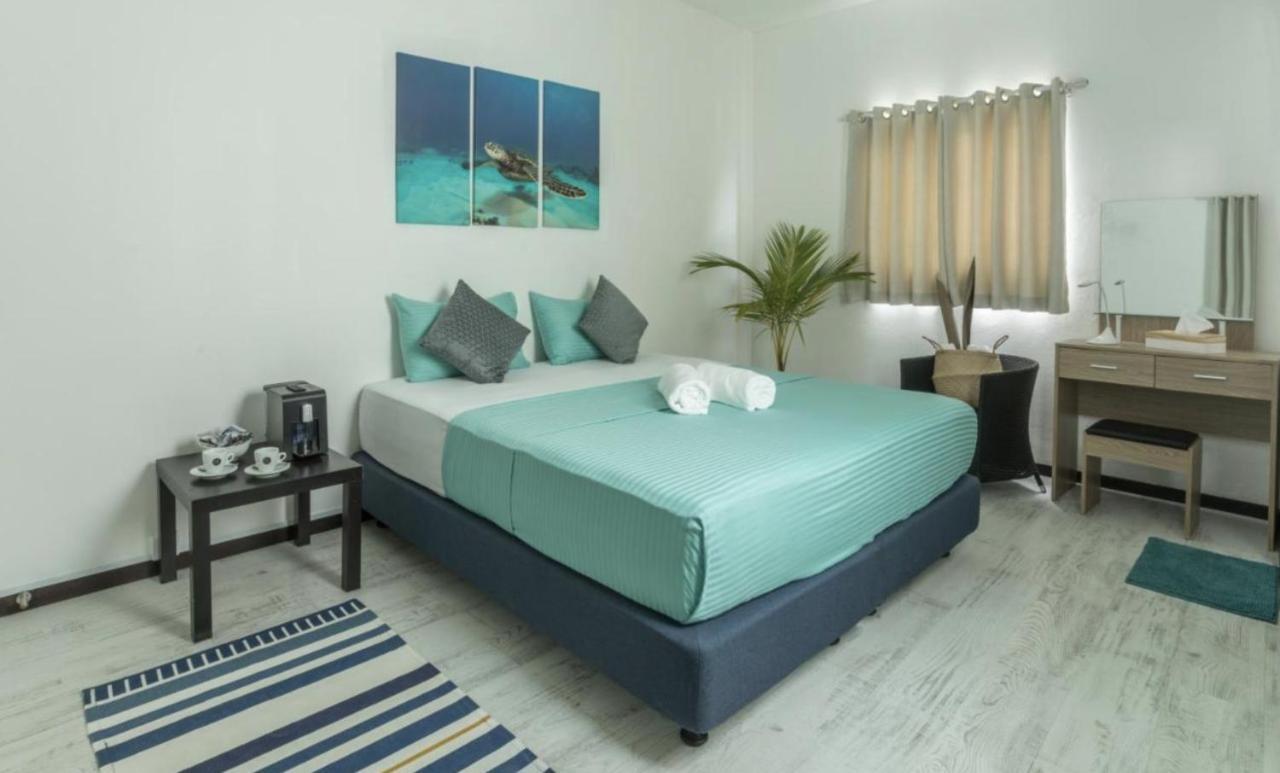 Hotel Surf Yoga Camp Thulusdhoo Exterior foto