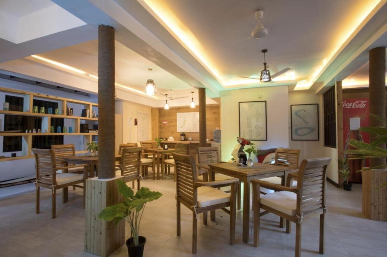 Hotel Surf Yoga Camp Thulusdhoo Exterior foto