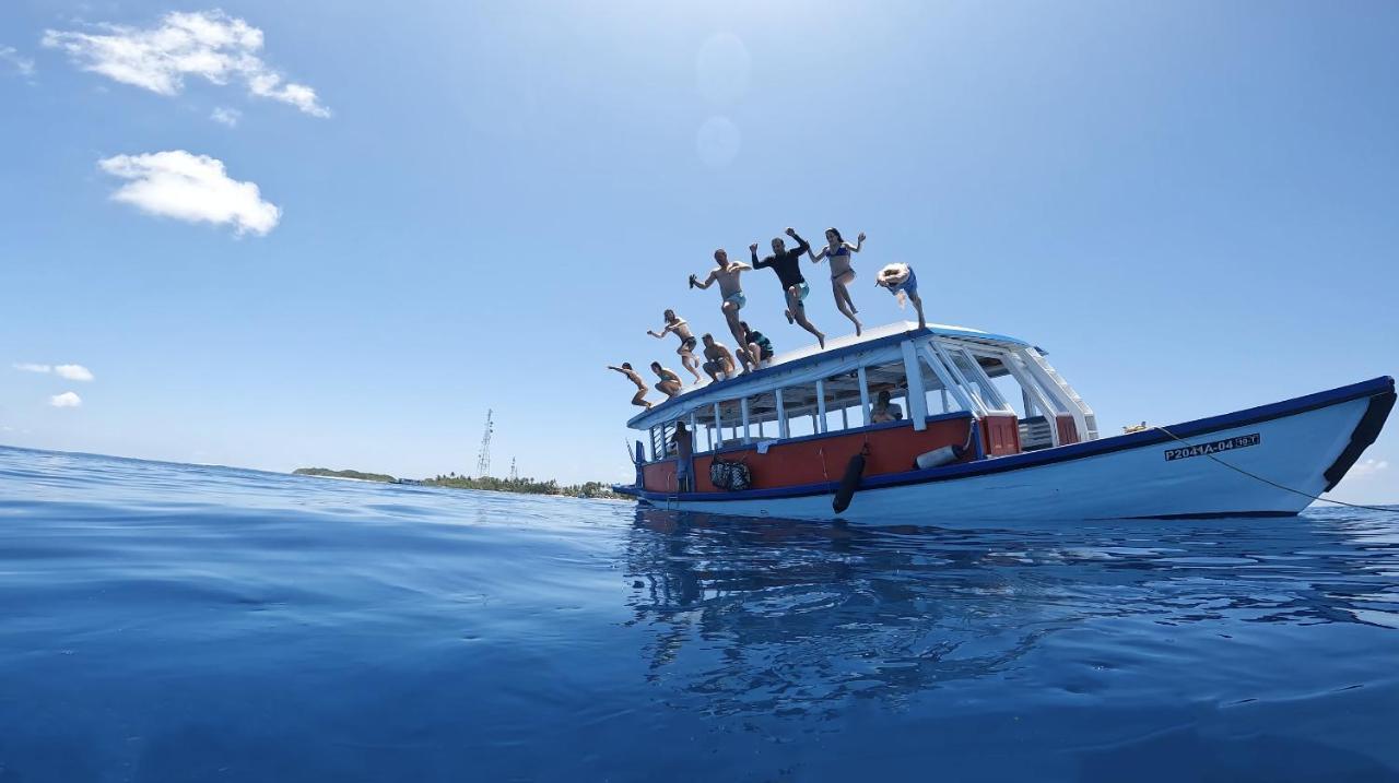 Hotel Surf Yoga Camp Thulusdhoo Exterior foto