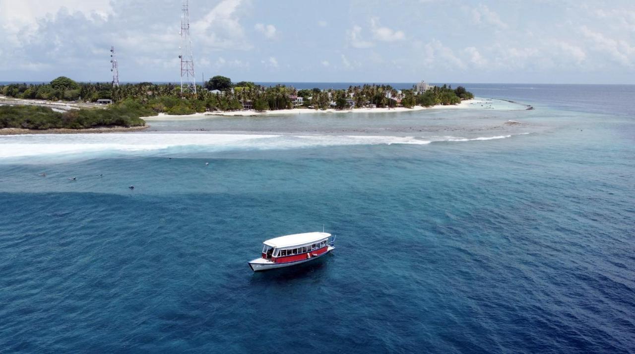 Hotel Surf Yoga Camp Thulusdhoo Exterior foto