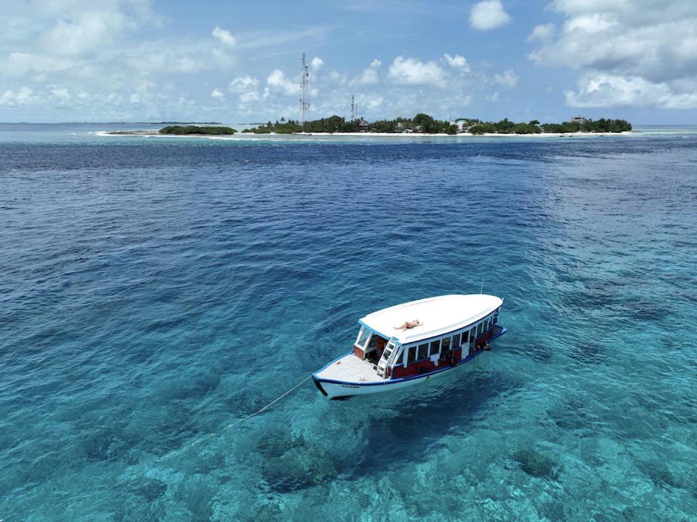 Hotel Surf Yoga Camp Thulusdhoo Exterior foto