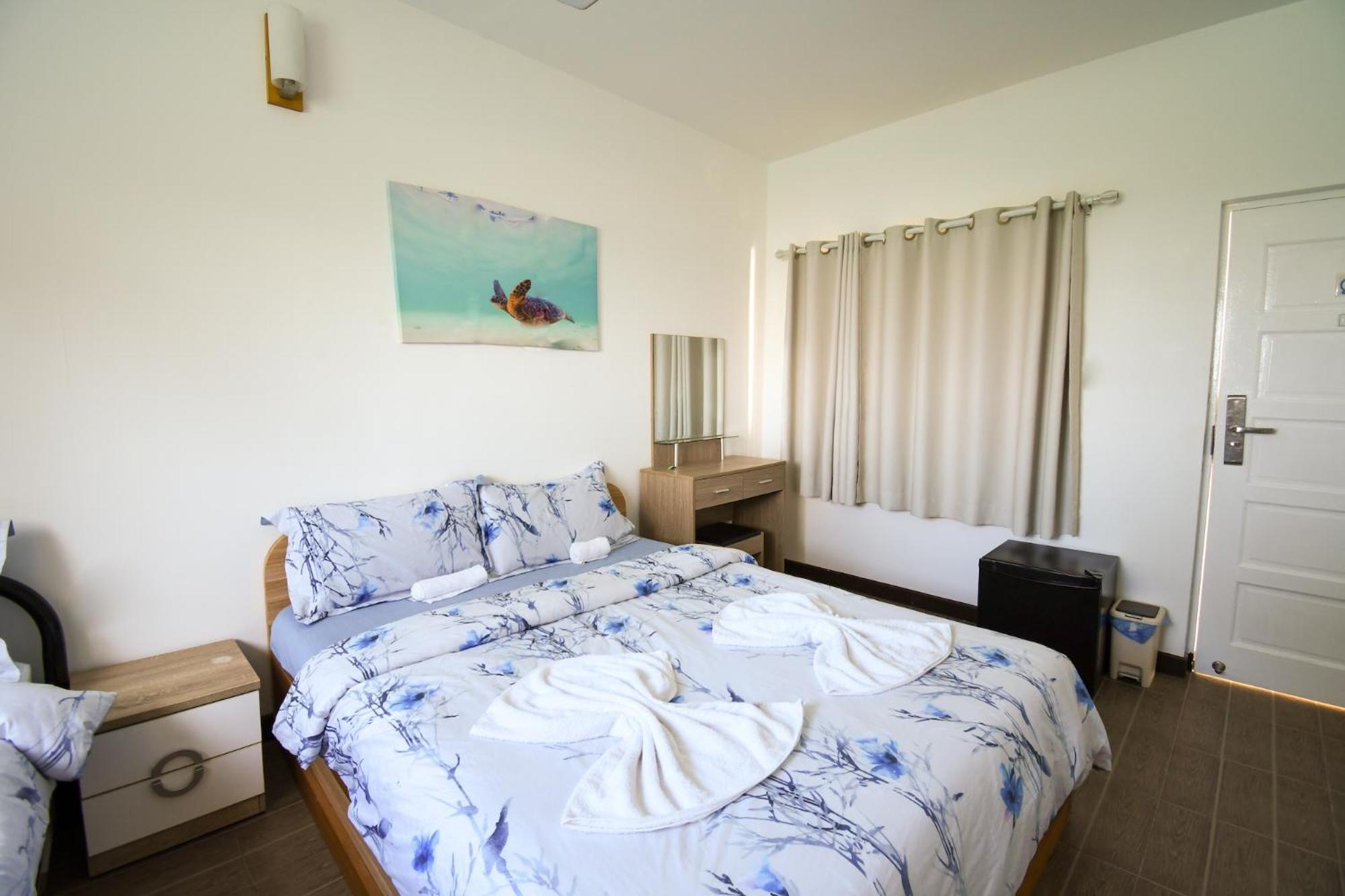 Hotel Surf Yoga Camp Thulusdhoo Exterior foto