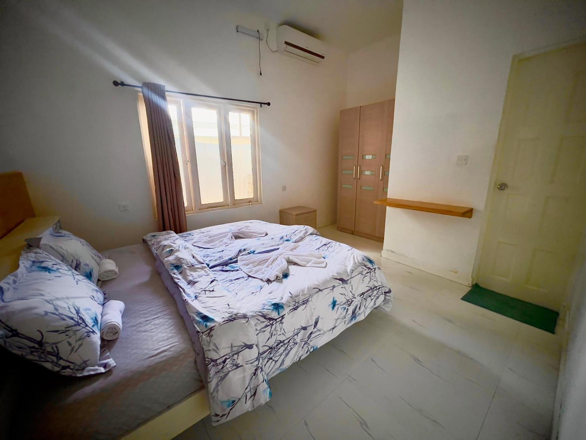 Hotel Surf Yoga Camp Thulusdhoo Exterior foto