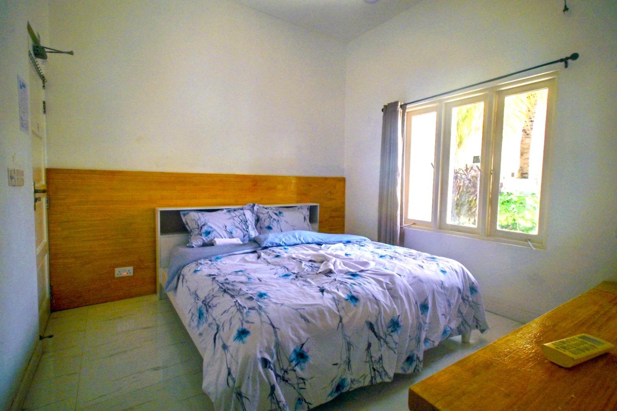 Hotel Surf Yoga Camp Thulusdhoo Exterior foto